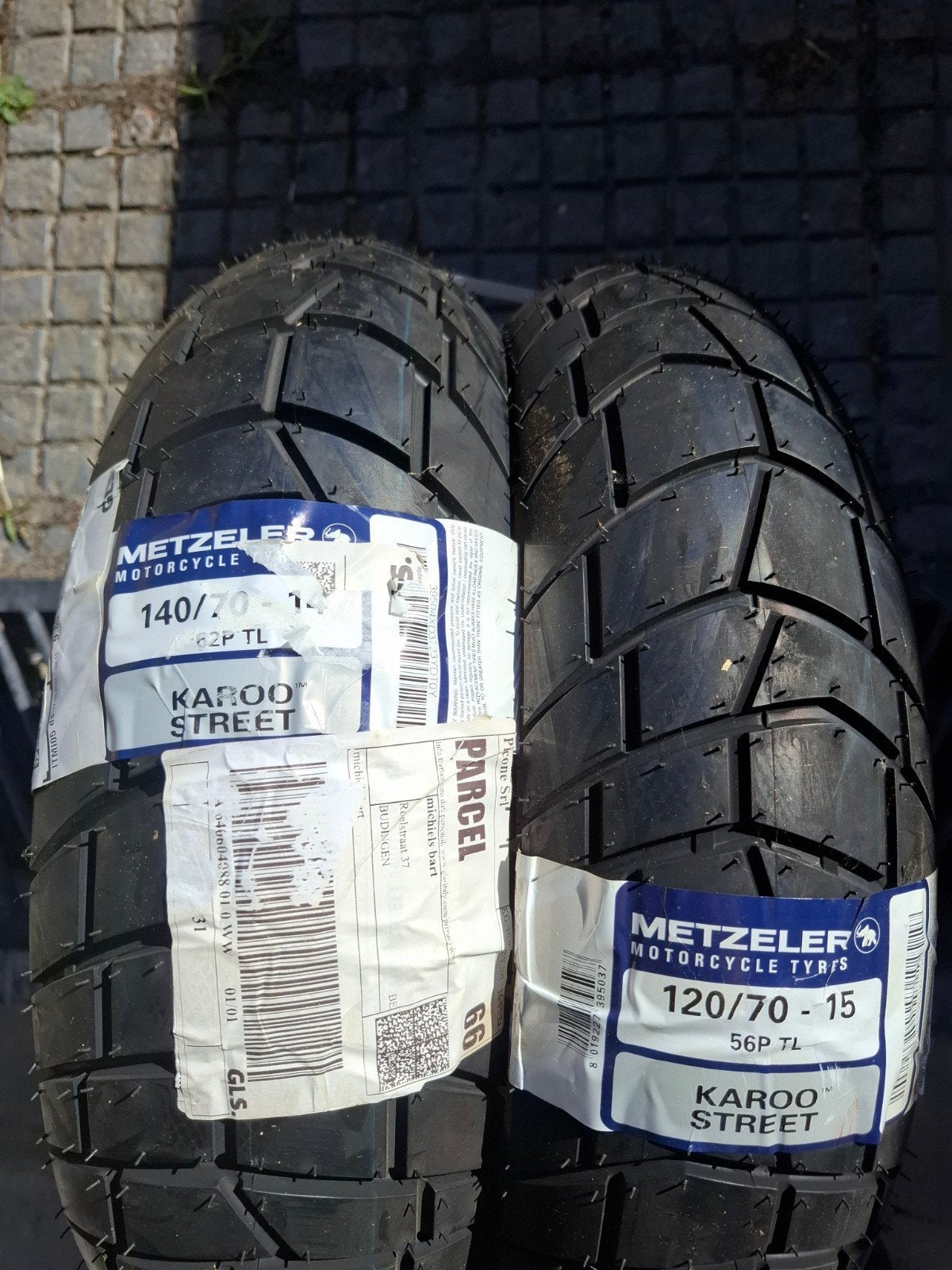 Metzeler Karoo banden, Ophalen, Nieuw