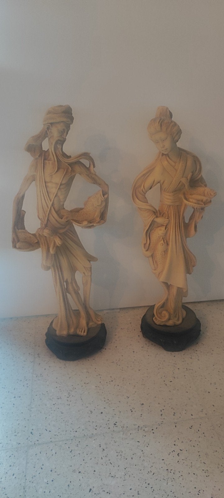 2 Chinese beelden dame-man - Vermoed ivorine of ivoor  China, Antiek en Kunst, Ophalen of Verzenden, Beeld
