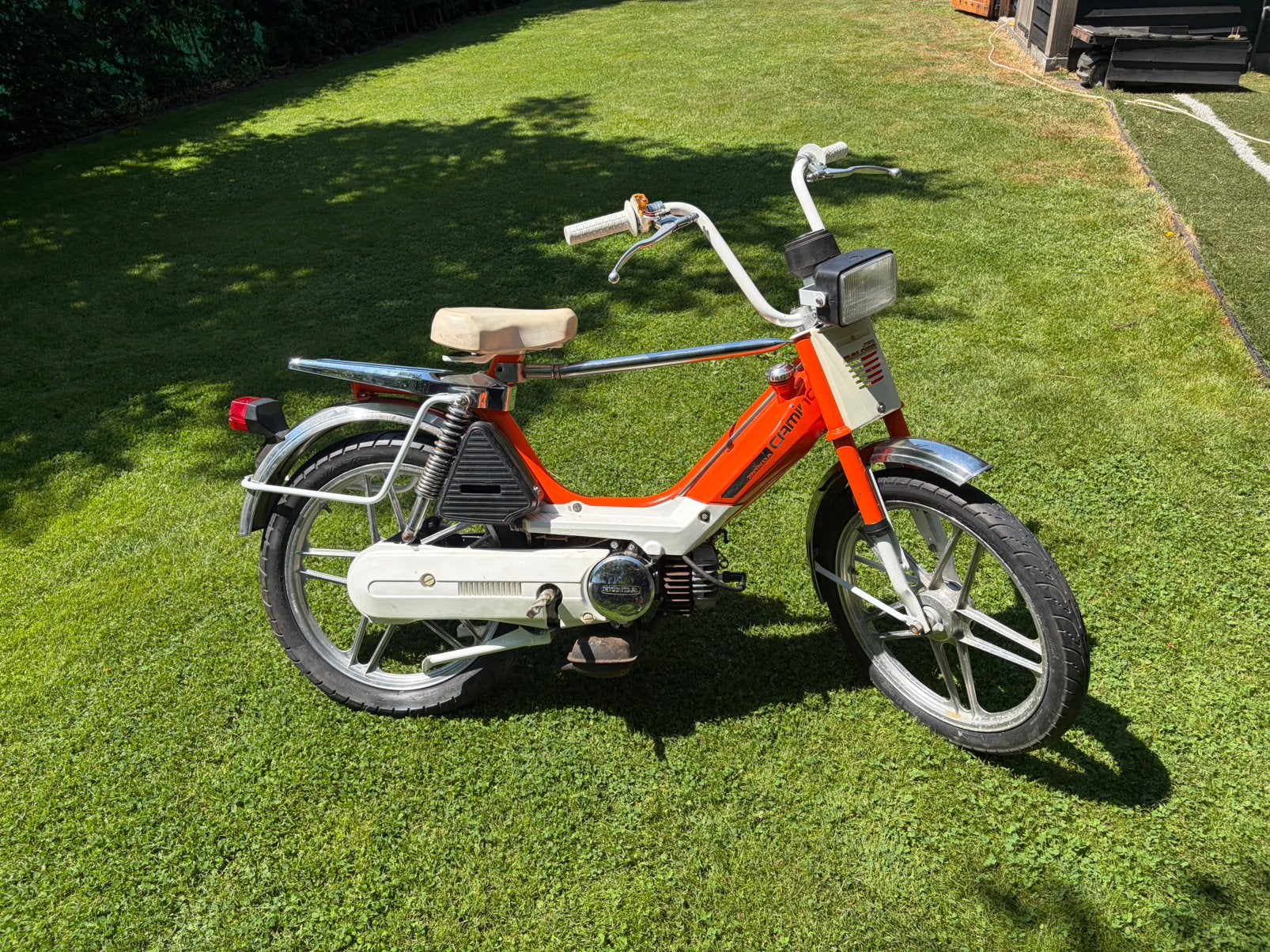 Honda camino b klasse vario meg bouwjaaratest, Ophalen, Zo goed als nieuw, Tank