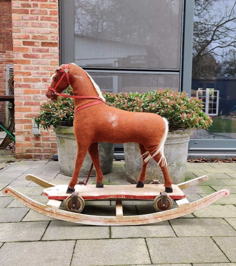 cheval de balançoire vintage à tirer sur roues, Enlèvement