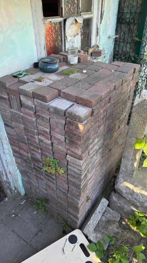 Gratis klinkers, Tuin en Terras, Ophalen, Zo goed als nieuw, Klinkers