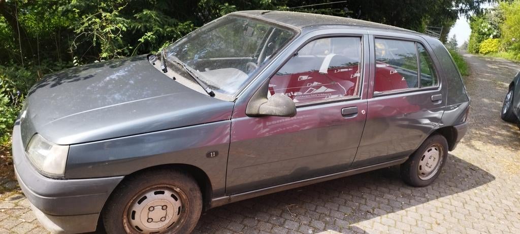 Renault Clio 2e eigenaar 1990 met 74000km zie foto, Particulier, Te koop
