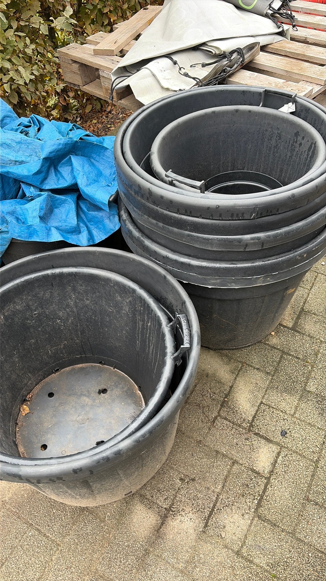 Grote potten te koop, Tuin en Terras, Ophalen, Zo goed als nieuw