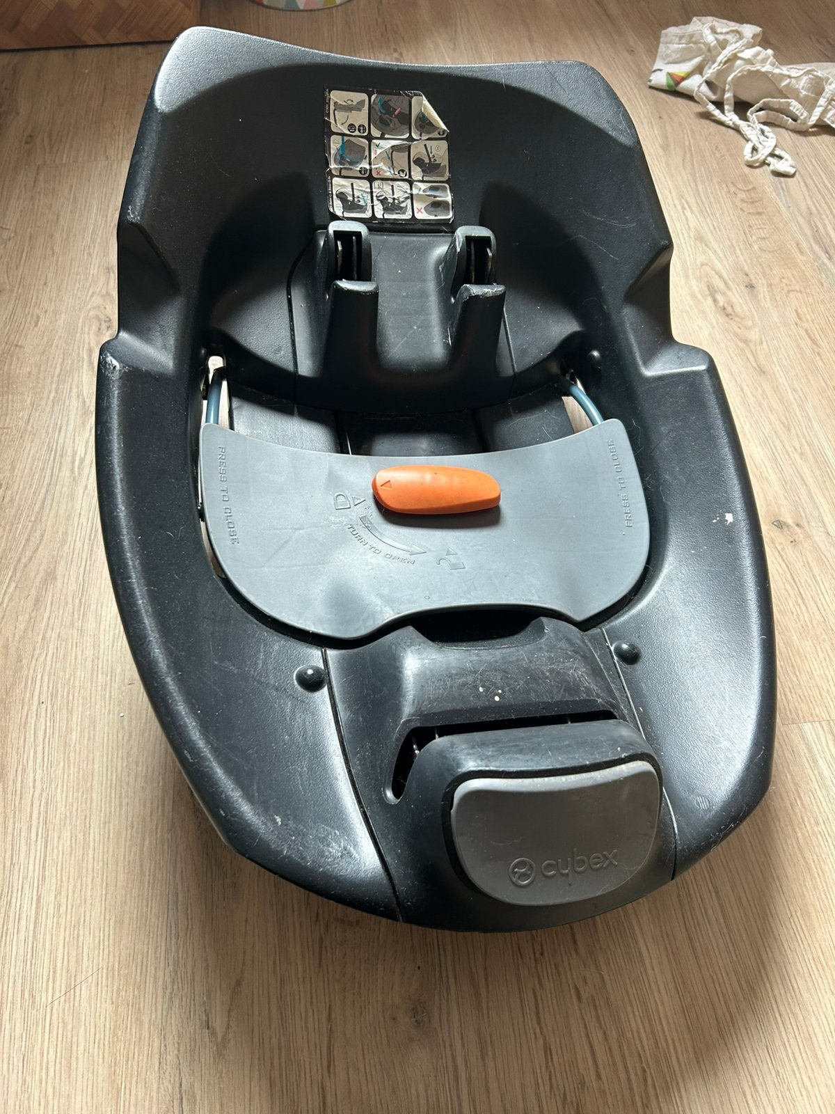 Cybex base Q fix pour siege auto, Jardin & Terrasse, Enlèvement, Utilisé