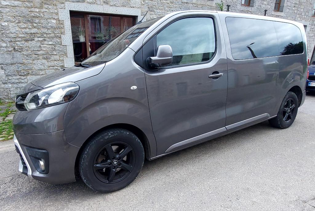 TOYOTA PROACE VERSO 9 STOELEN MODULAIR, Auto's, Toyota, 4 deurs, 1800 kg, ProAce, 9 zetels