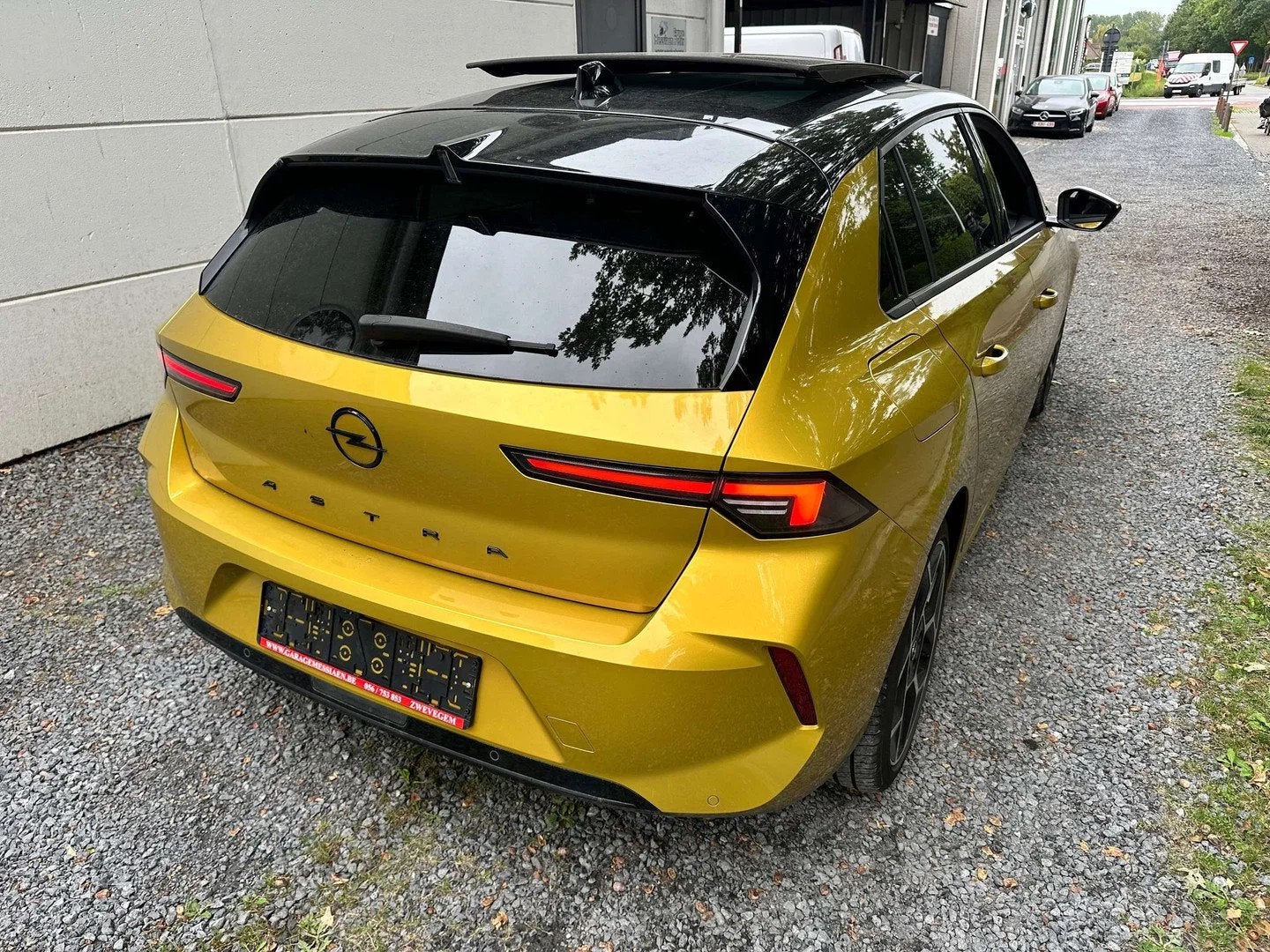 Opel Astra Astra 1.2 Turbo GS Line S/S (bj 2023), Auto's, Gebruikt, 1199 cc, Alcantara, Geel