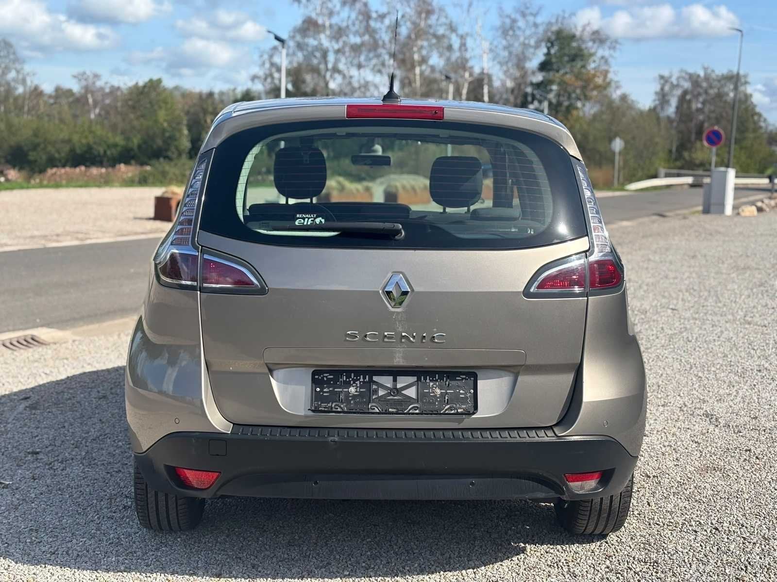 2012 Renault Mégane Scénic Voiture 1.6 Essence – 110 ch, Autos, Achat, Entreprise, Autres carburants, Autre carrosserie