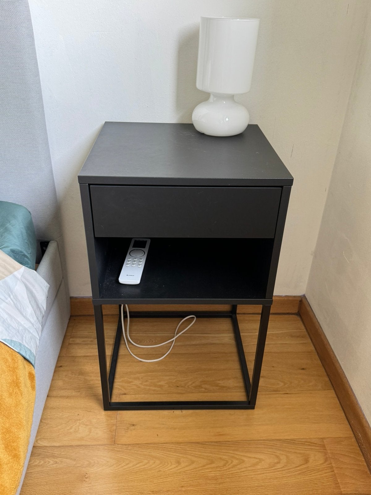 IKEA | Vikhammer (x2), Huis en Inrichting, Ophalen, Zo goed als nieuw