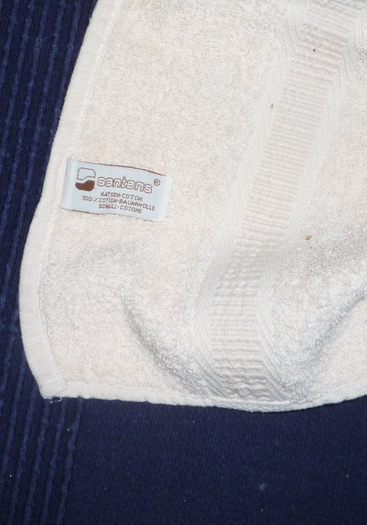E2. Serviette de bain Santens – 100% coton – 130 x 60 cm, Enlèvement ou Envoi, Utilisé, Serviette