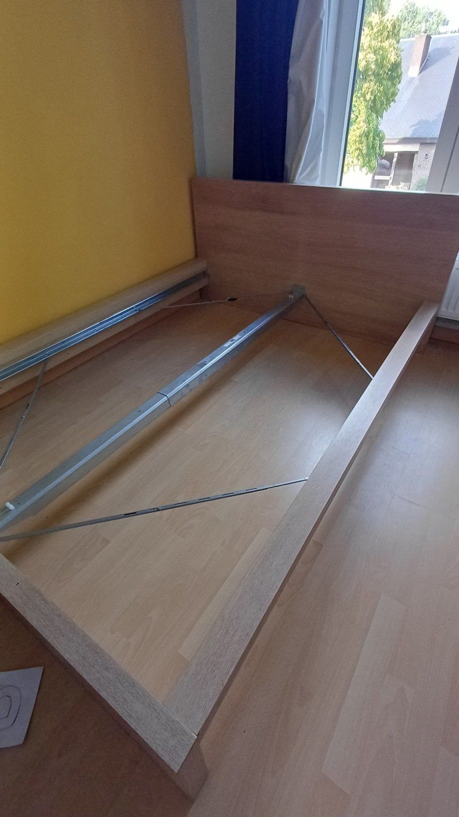 Bedframe - gratis, Huis en Inrichting, Slaapkamer | Bedden, Ophalen of Verzenden