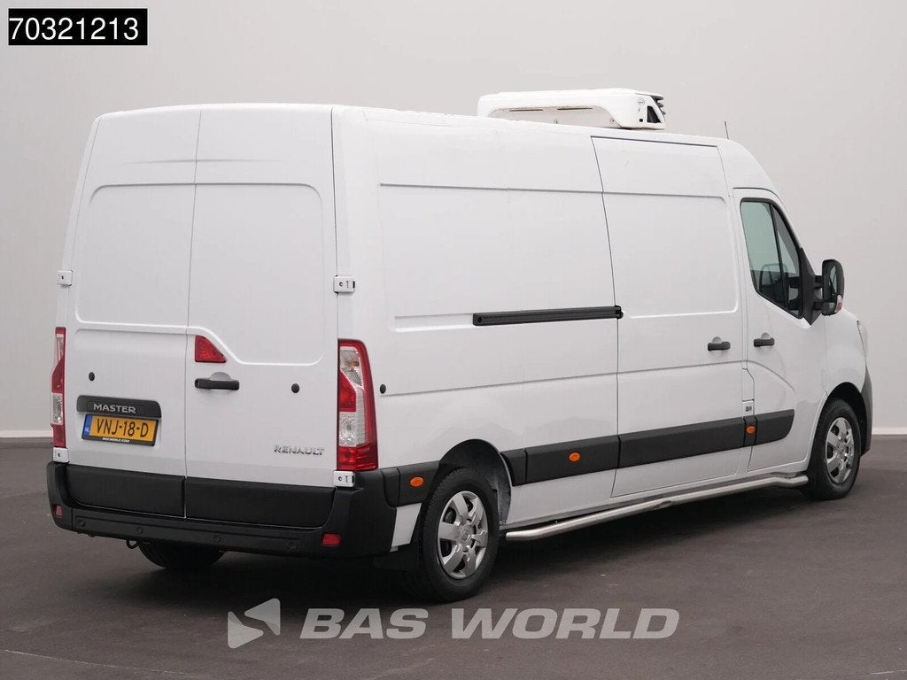 Renault Master 135PK Koelwagen L3H2 Carrier Xarios 350 LED A, Auto's, 135 pk, Stof, Gebruikt, Euro 6