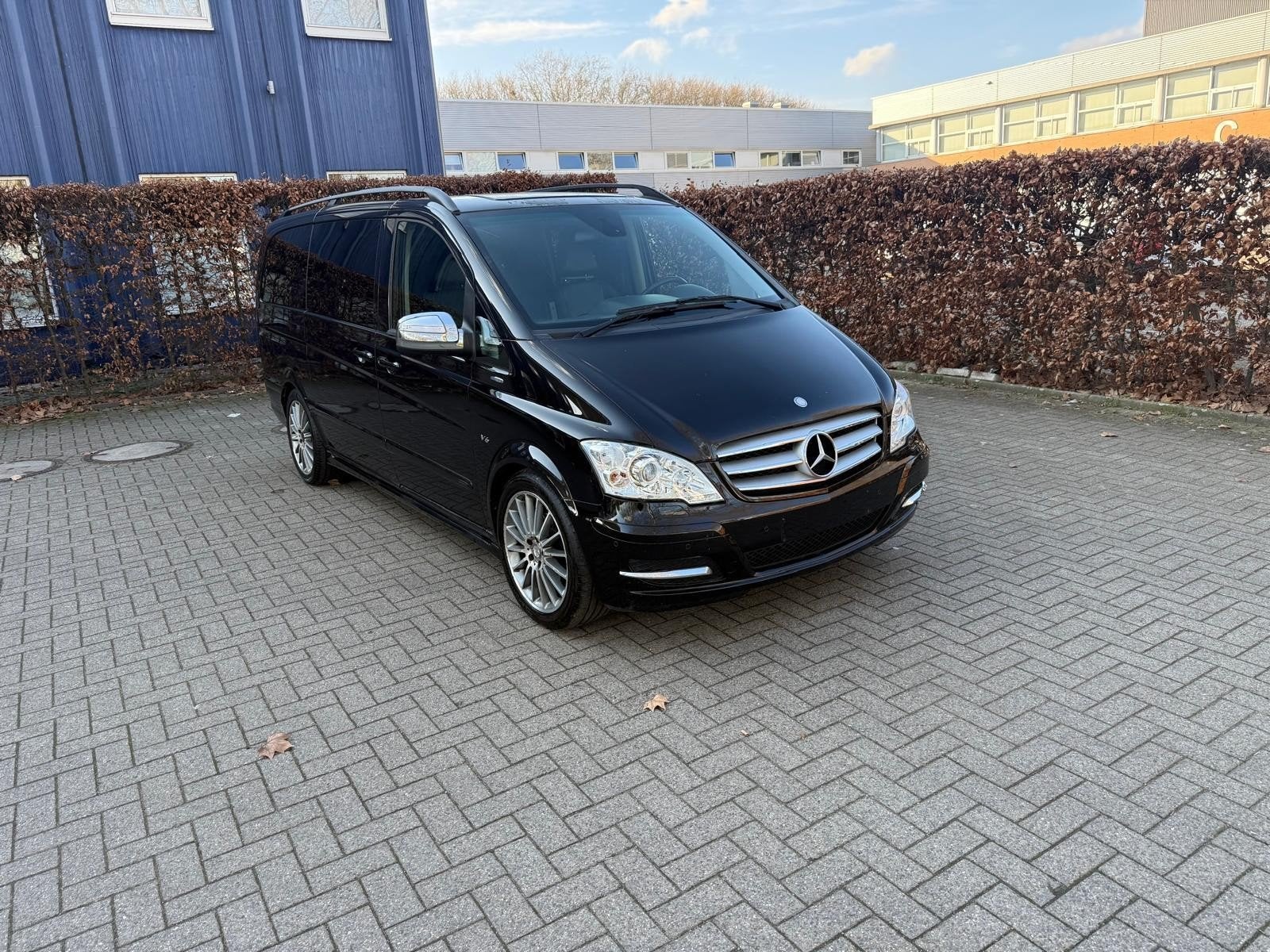 MERCEDES VIANO 3.0D V6 AUTOMAAT DUBEL CABIN 2012 178000KM, Auto's, Automaat, USB, Zwart, Particulier