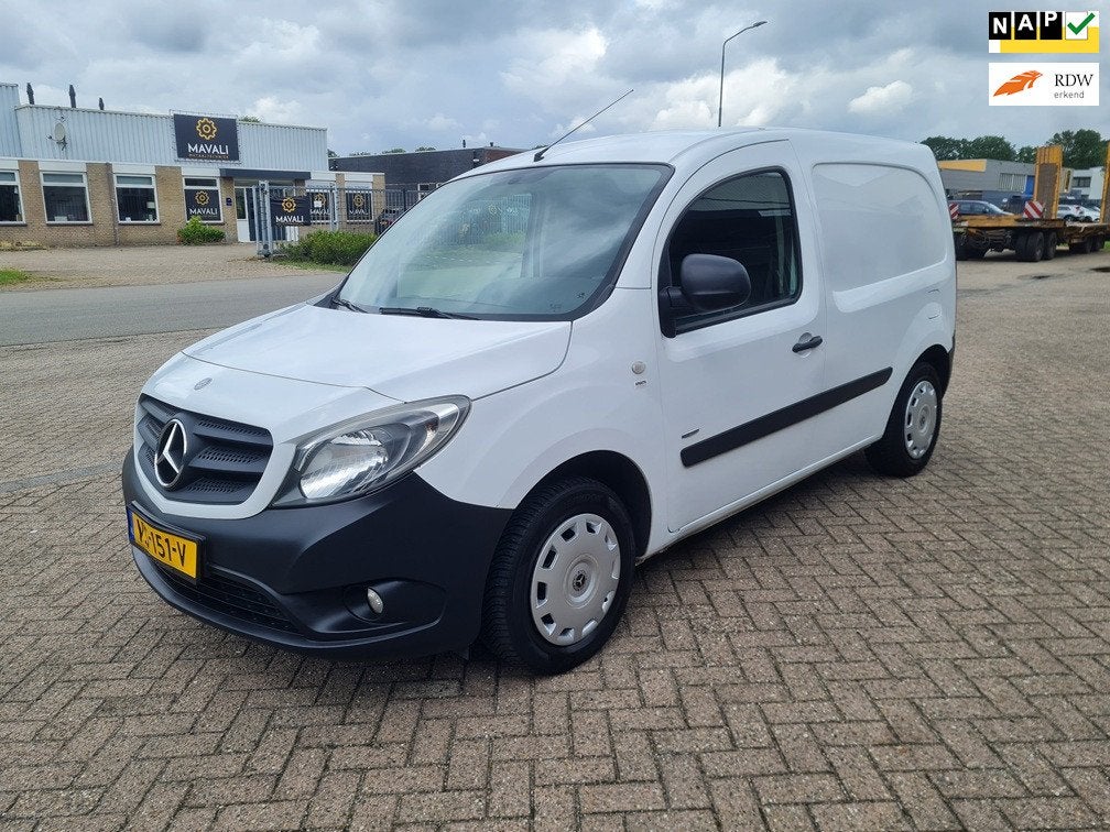Mercedes-Benz Citan 108 CDI BlueEFFICIENCY, Auto's, Voorwielaandrijving, Euro 5, Stof, Zwart