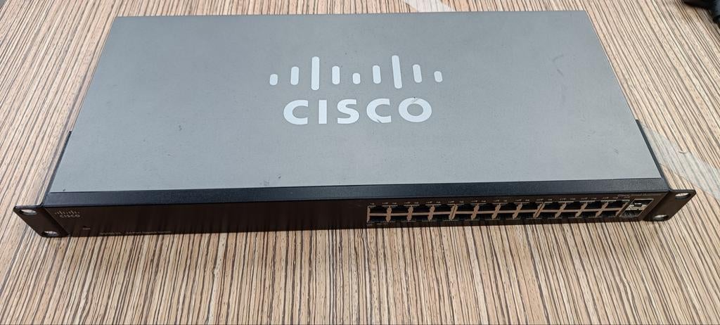 CISCO SG100-25 V2 met beugels, Ophalen, Zo goed als nieuw