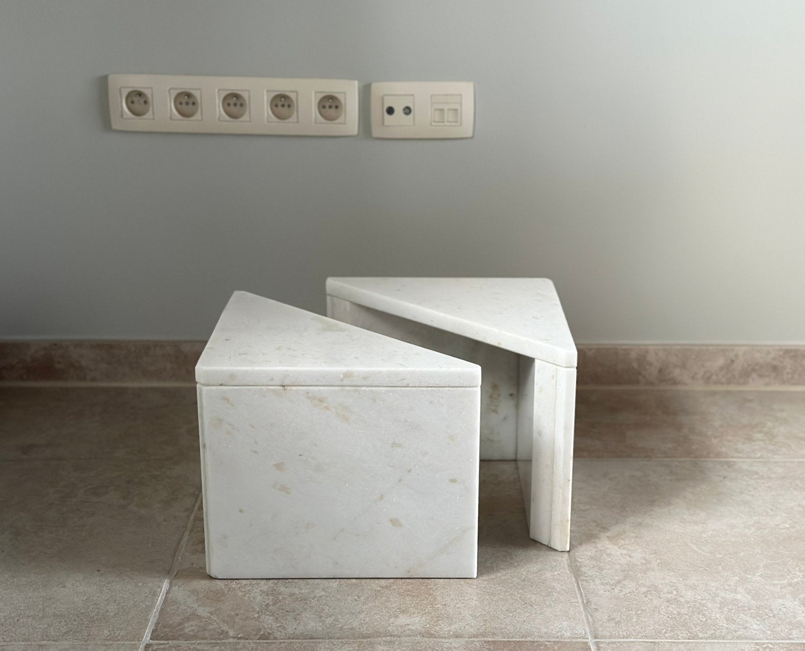 Marble sidetable’s, Antiek en Kunst, Antiek | Meubels | Tafels, Ophalen