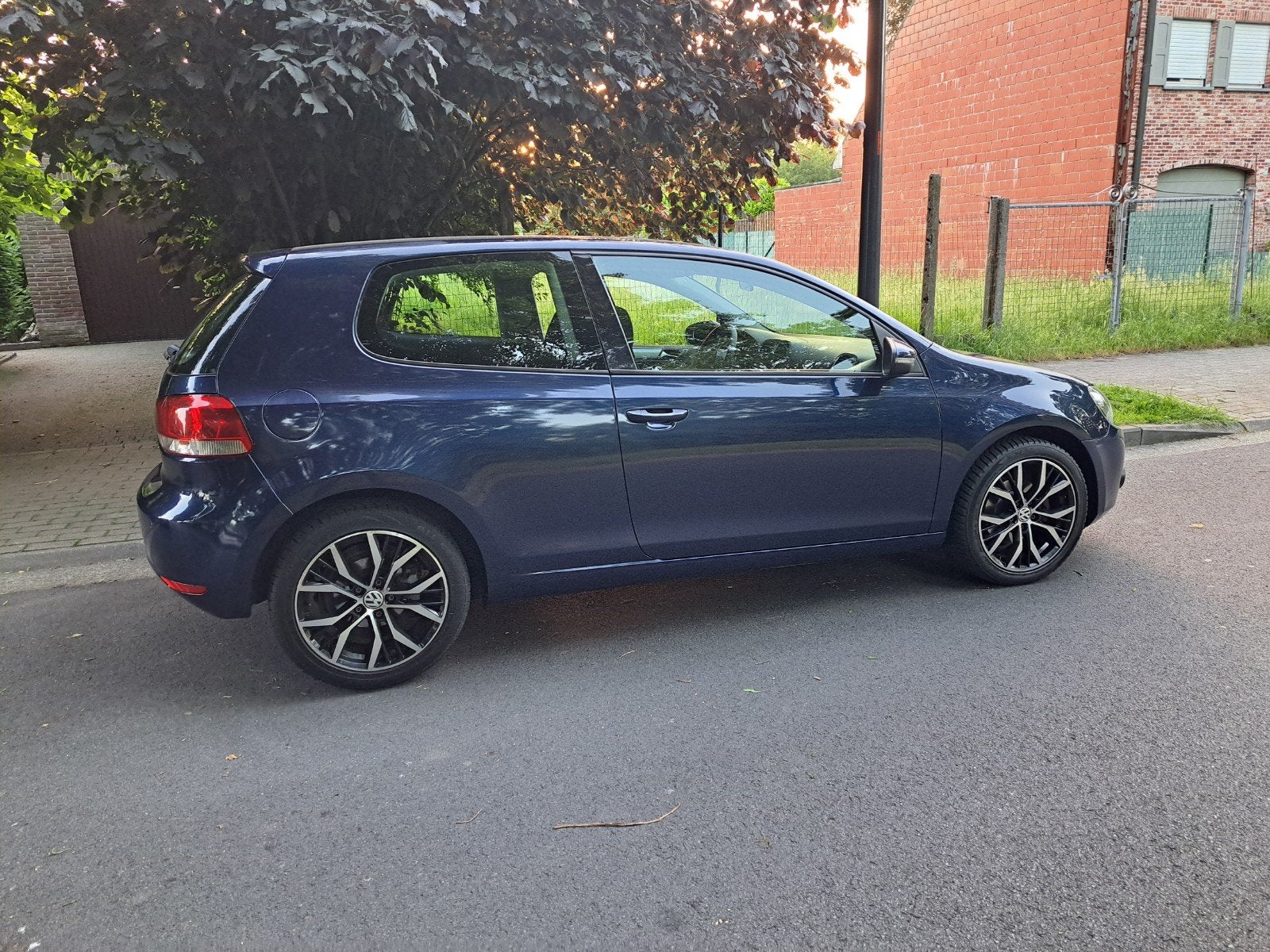 Volkswagen Golf 6 1.6 Benzine. Automaat ., Auto's, Stof, Zwart, 4 cilinders, 72 kW