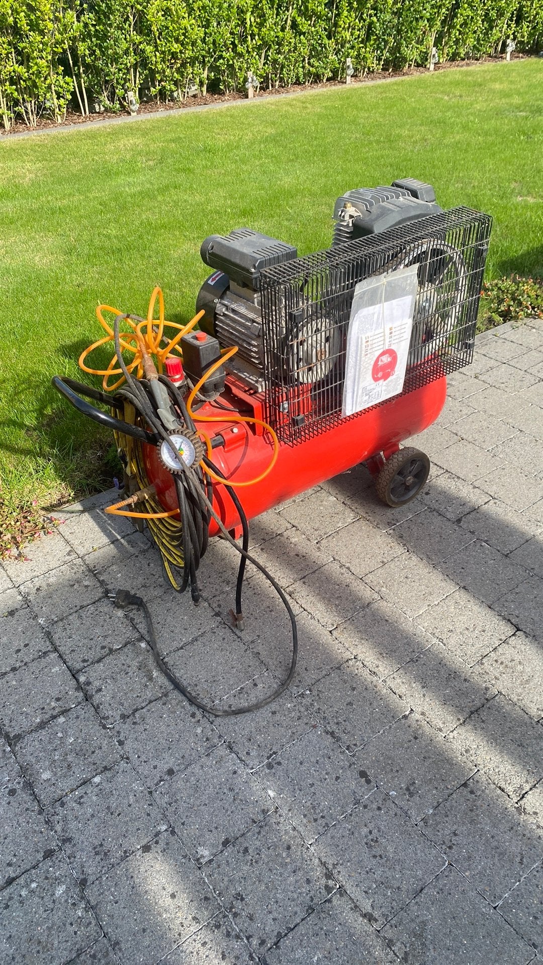 Compresseur 50l + tuyau, Enlèvement, Comme neuf