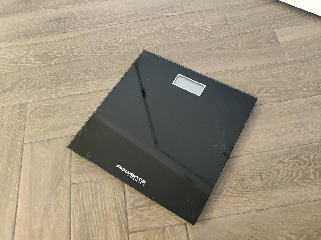 Weegschaal voor het lichaam, Elektronische apparatuur, Ophalen, 100 kg of meer, Personenweegschaal, Digitaal
