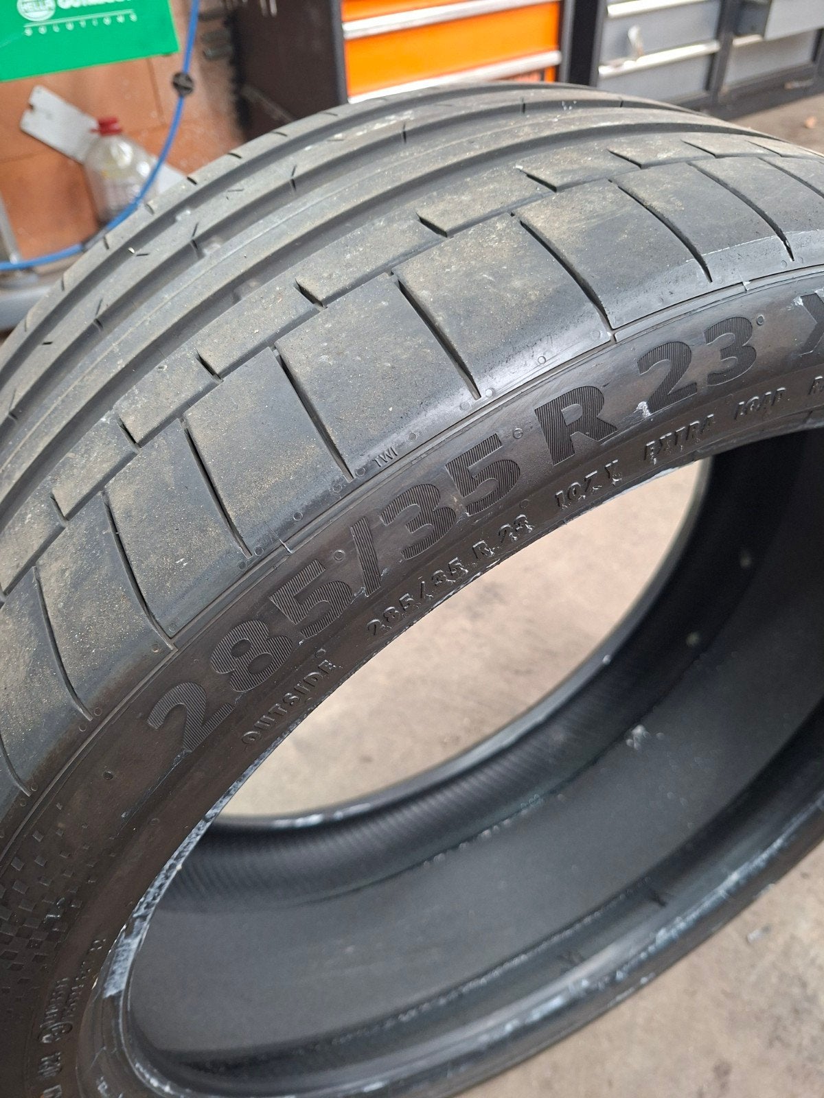 4 continental sportcontact6 285/35r23 107Y, Autos : Pièces & Accessoires, Pneus & Jantes, 285 mm, Véhicule de tourisme, Pneus été