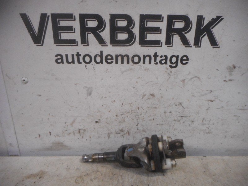 JOINT UNIVERSEL DE DIRECTION Volvo V70 (GW / LW / LZ), Info@volvocars.com, Volvo Car Germany GmbH, Siegburger Straße 229
50679  Köln, DE