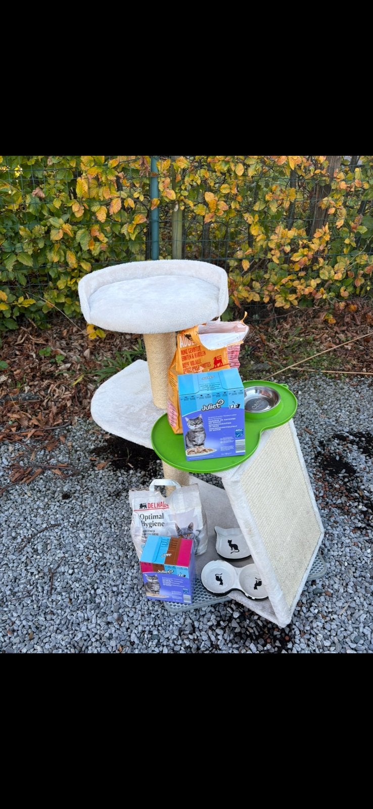 Krabpaal met ligmand, voerbakjes, voeding en grit, Dieren en Toebehoren, Ophalen, Gebruikt, Krabpaal