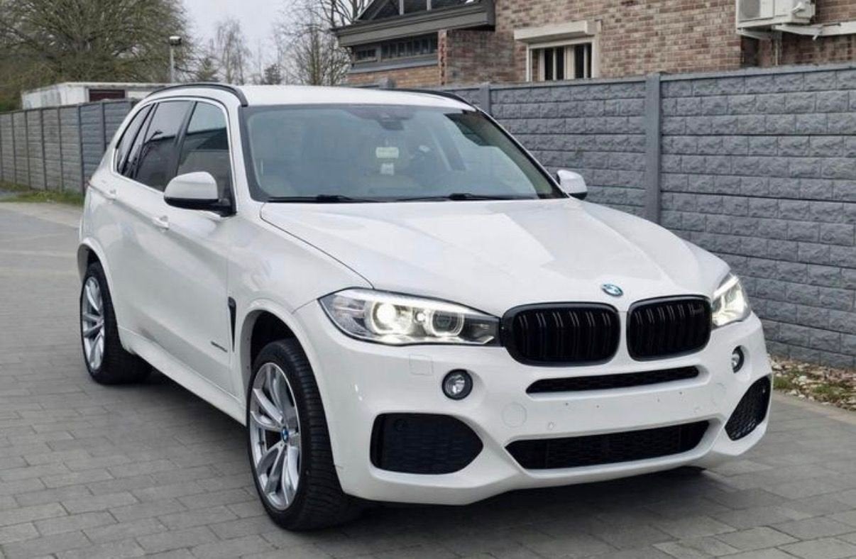BMW  X 5  M PAKKET   LEDER  20 INCH VELGEN, Auto's, BMW, 2500 cc, Leder, Diesel, 5 deurs