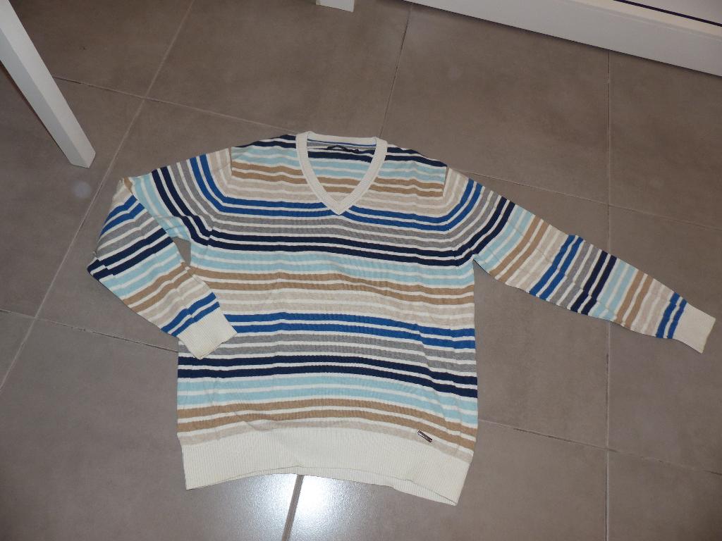 Pull rayé Melka pour homme - taille M, Vêtements | Hommes, Pulls & Vestes, Comme neuf, Taille 48/50 (M), Autres couleurs, Enlèvement ou Envoi