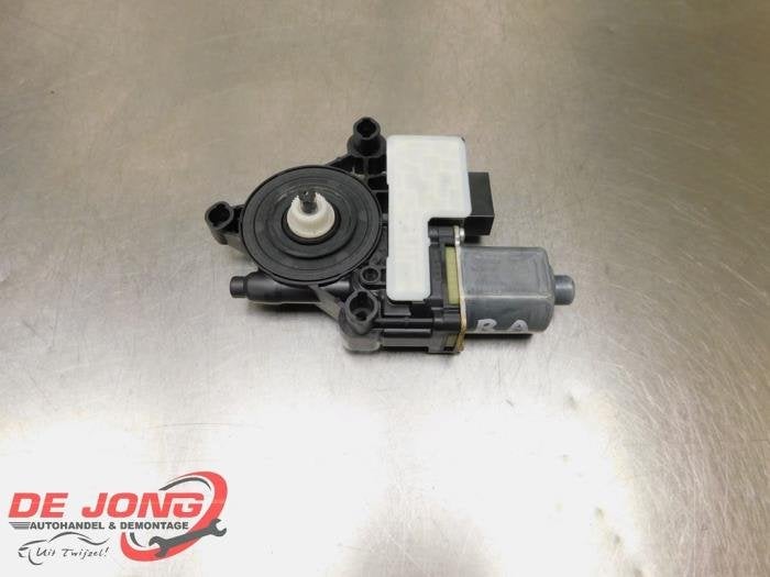 Moteur de vitre portière d'un Volkswagen Golf, Volkswagen, -, 3 mois de garantie, Utilisé