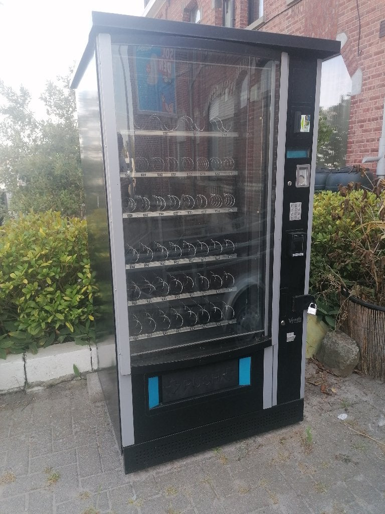 Vendo Sanden drankautomaat, Zakelijke goederen, Ophalen, Dranken