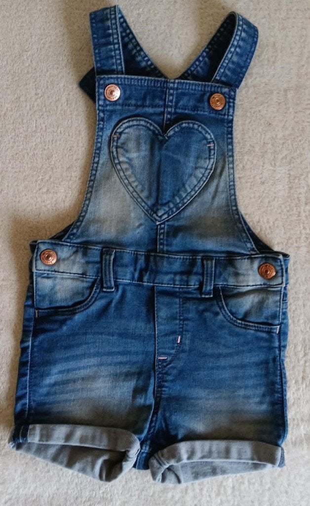 Jeans short/salopette meisje maat 80 H&M, Kinderen en Baby's, Babykleding | Maat 80, Ophalen, Gebruikt, Meisje