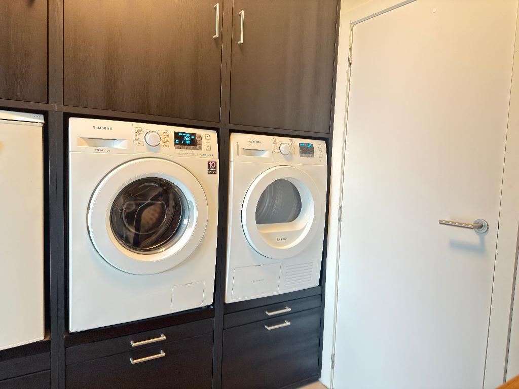 Samsung wasmachine WF81F5E3P4W, Ophalen, 1200 tot 1600 toeren, 8 tot 10 kg, Handwasprogramma