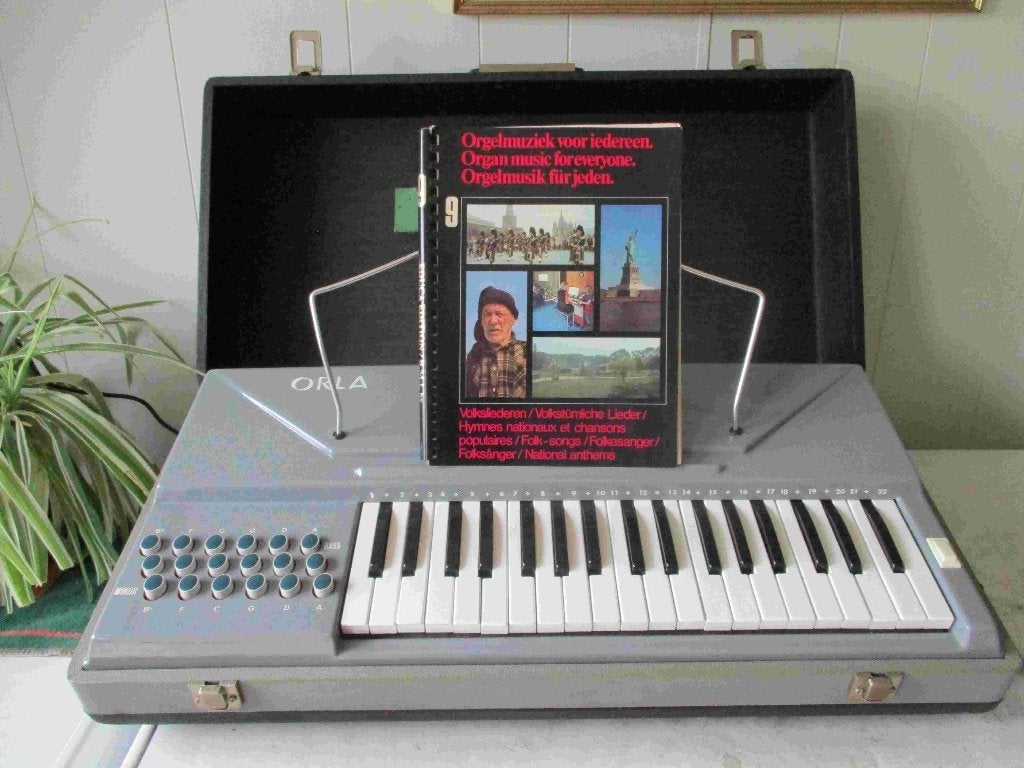 Orgeltje ORLA, Muziek en Instrumenten, Orgels, Ophalen of Verzenden, Zo goed als nieuw