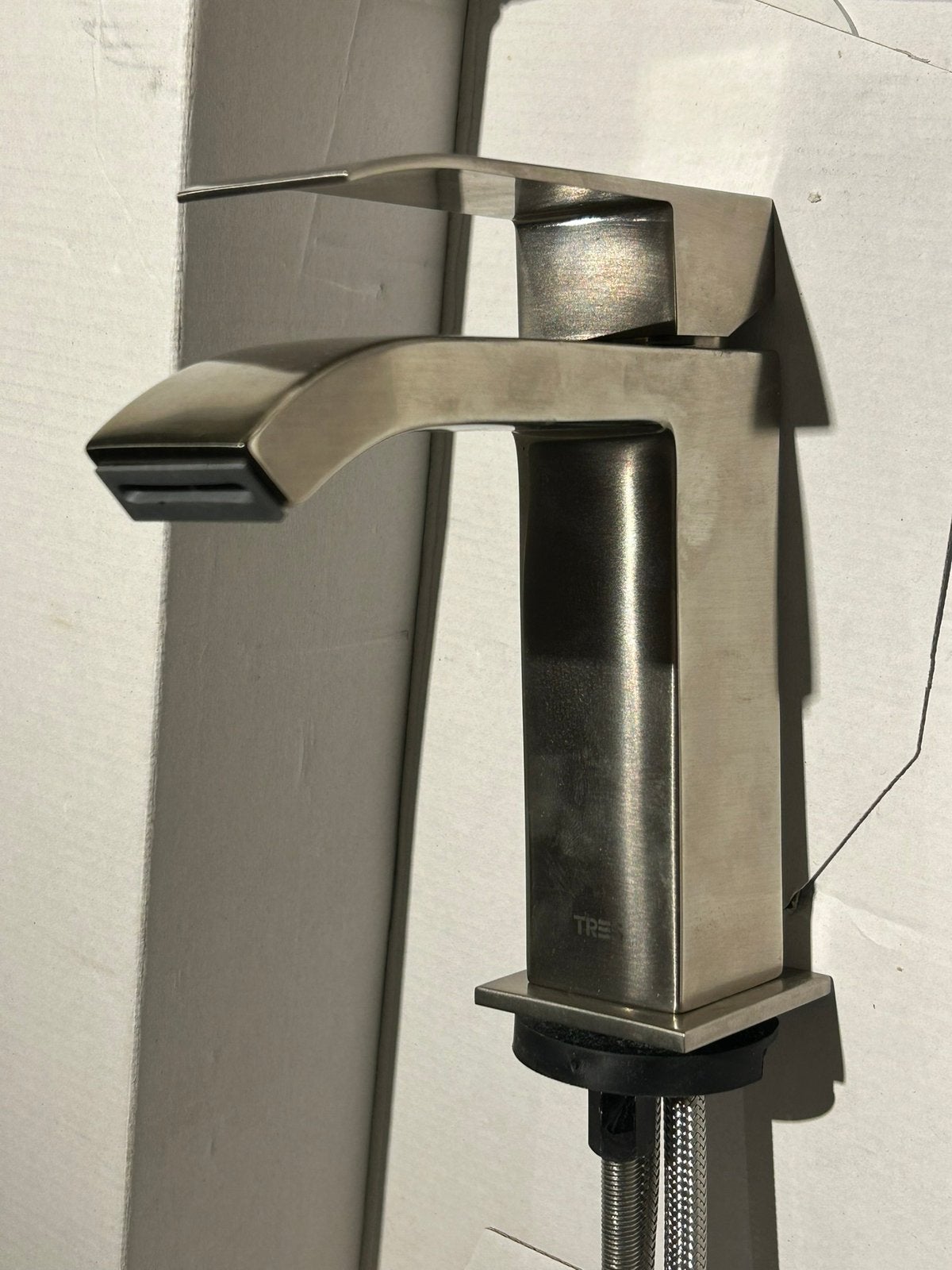 Nieuwe badkamerkraan Tres, Doe-het-zelf en Bouw, Sanitair, Ophalen
