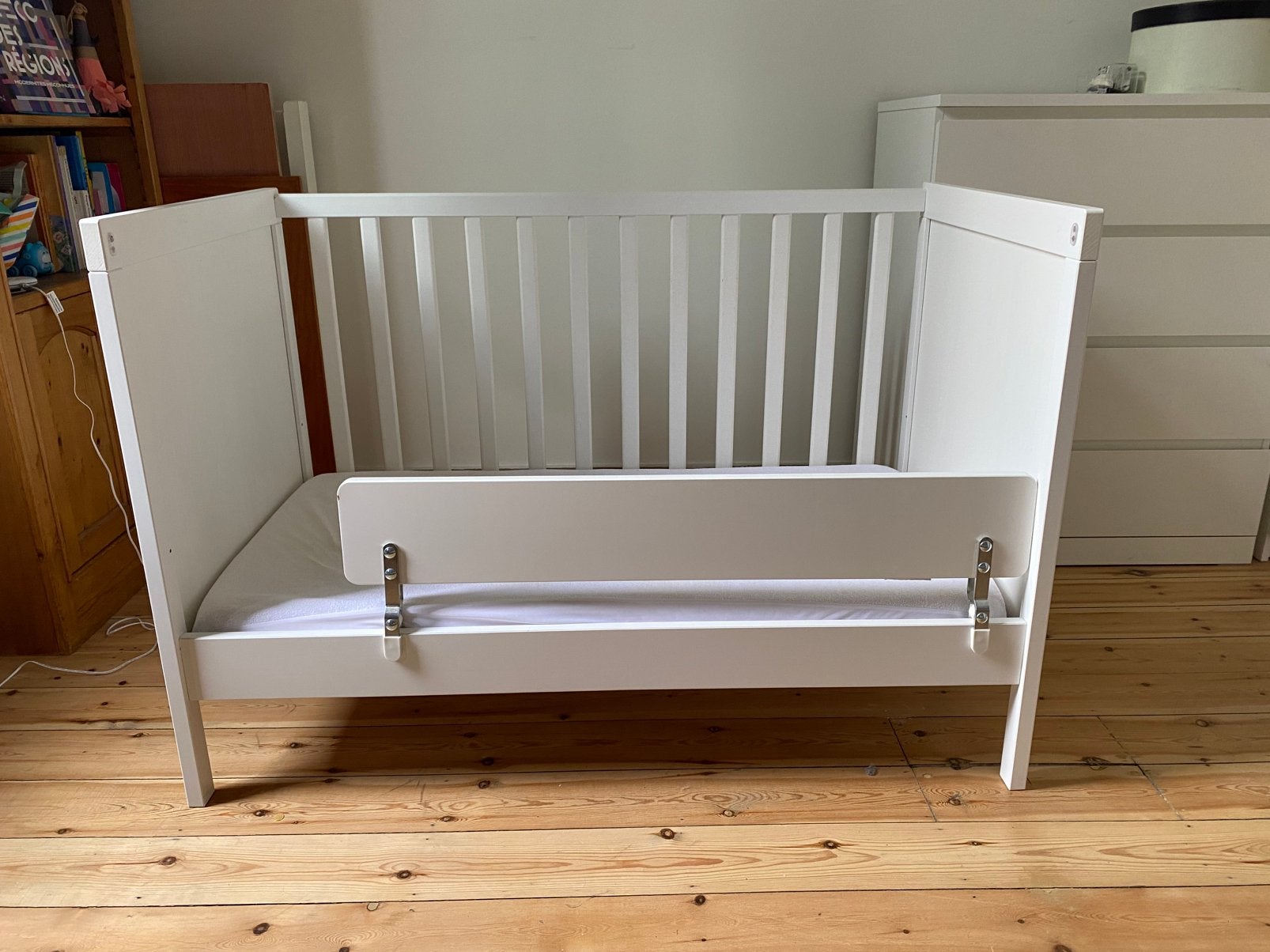 Ledikant / Bed voor een baby - peuter, IKEA Sundvik, Ophalen, Gebruikt