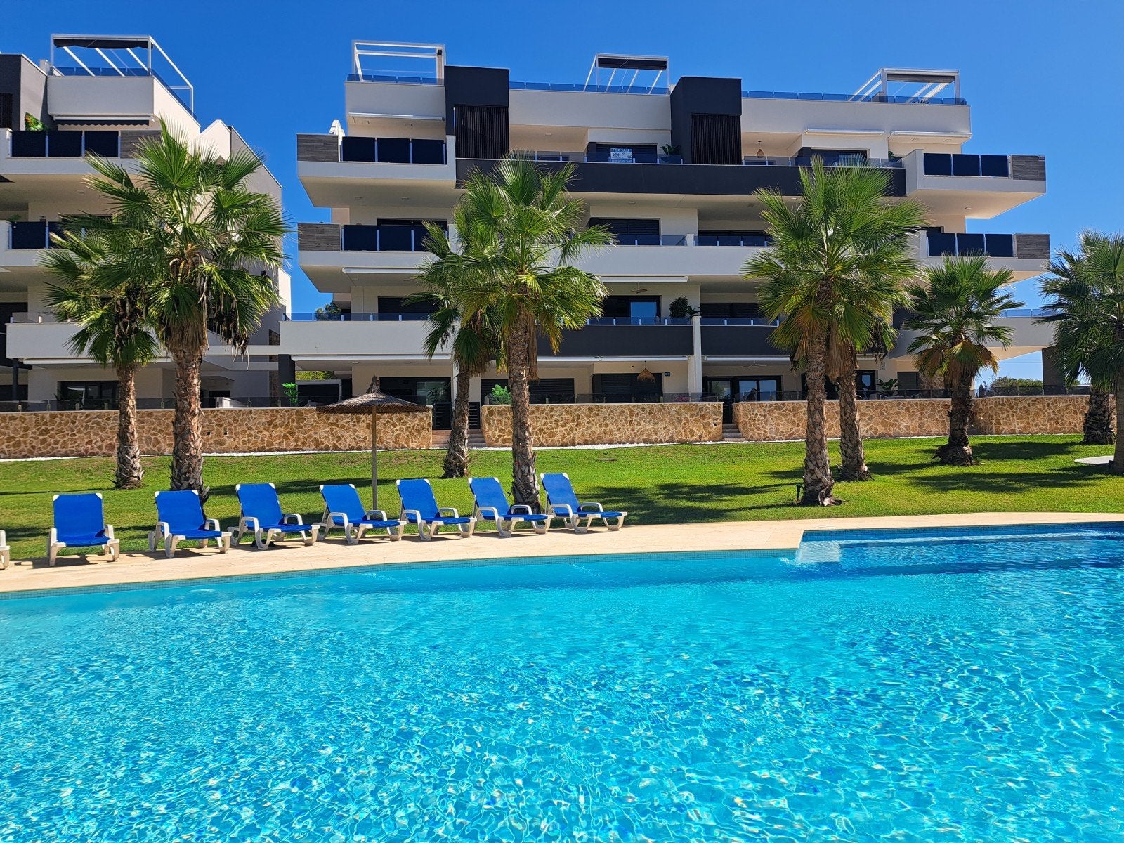 verhuur appartement Orihuela Costa 2 slpk +2 badk, Vakantie, 2 slaapkamers, Costa Blanca, Appartement, Stad