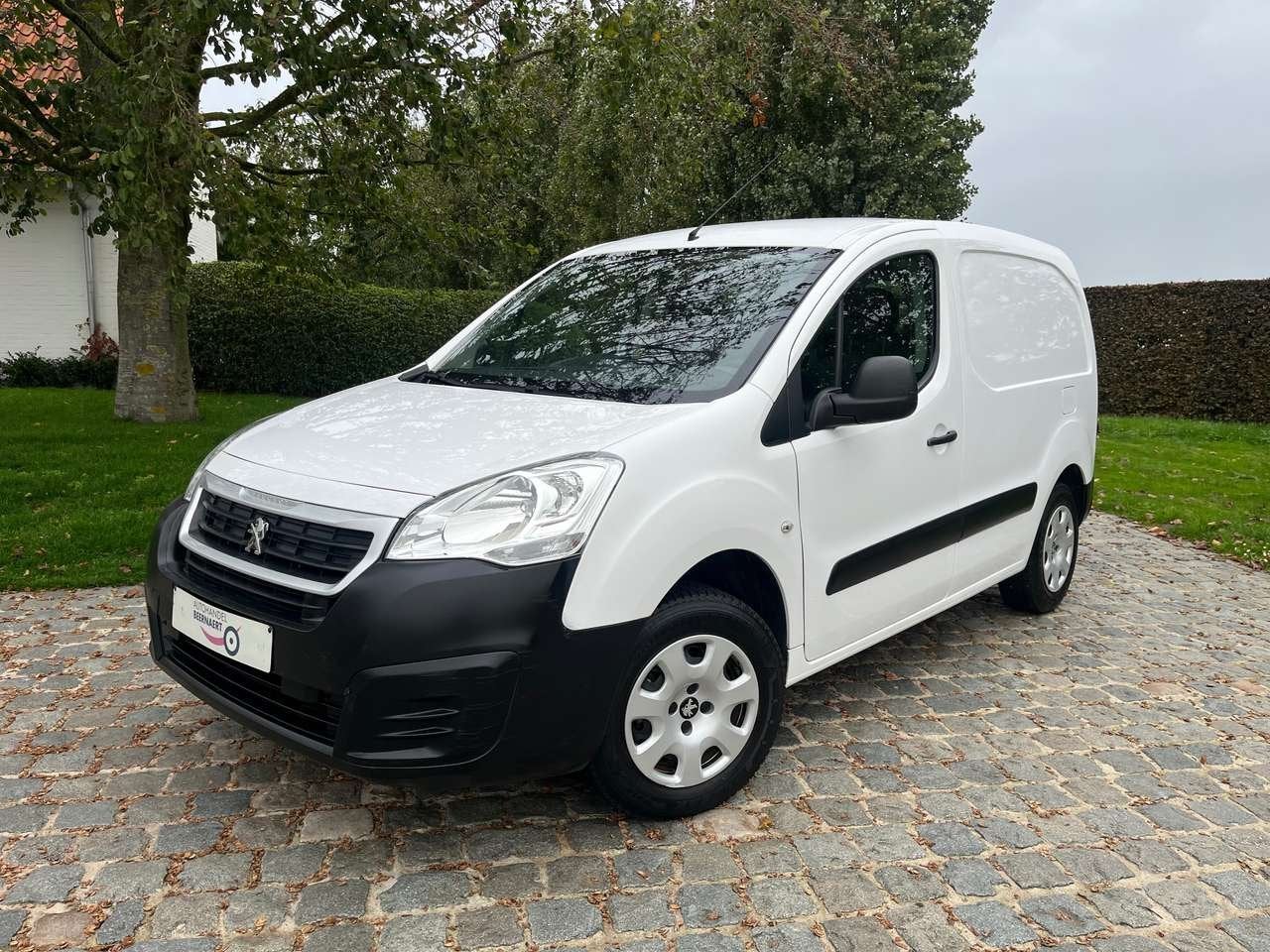 Peugeot Partner e-Partner/24200km/Airco/Cruise/Handsfree..., Autos, 3 places, 0 kg, Ordinateur de bord, Automatique