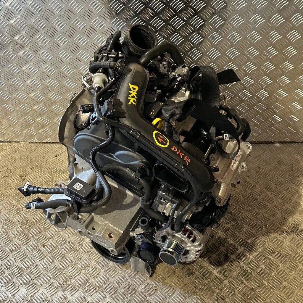 Moteur DKRC Complet T-ROC SEAT VW RAPID TOLEDO SKODA FABIA, Autos : Pièces & Accessoires, Envoi, Utilisé, Skoda