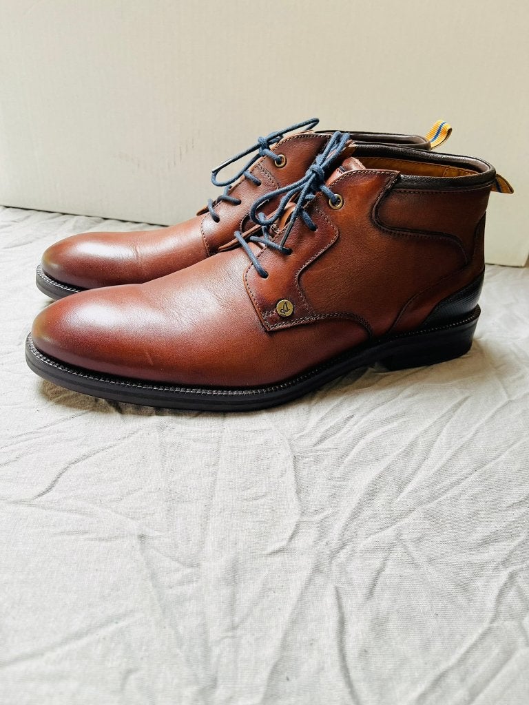 Australian Footwear – Lardo Dark Cognac – maat 44, Kleding | Heren, Bruin, Boots, Nieuw, Ophalen of Verzenden