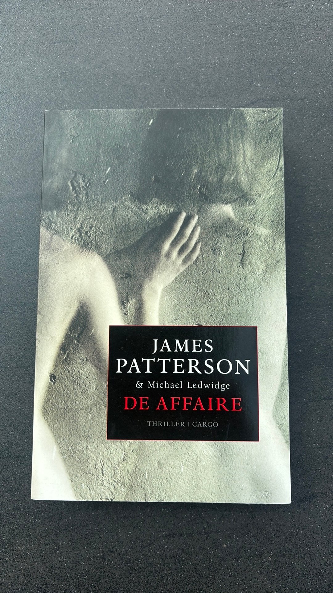 James Patterson - De affaire, Ophalen of Verzenden, James Patterson; M. Ledwidge