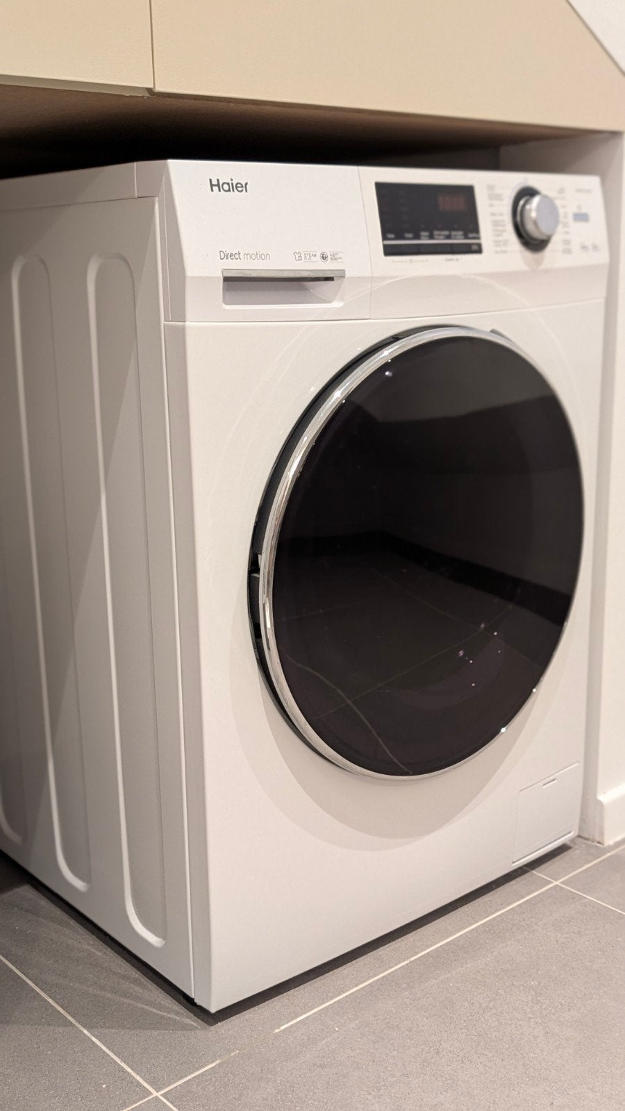 Haier HW80+B16636N Wasmachine, Elektronische apparatuur, Ophalen, Zo goed als nieuw, Voorlader, Energieklasse A of zuiniger