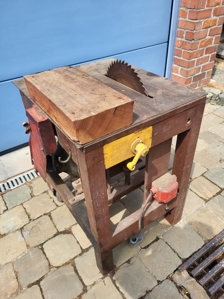 Zware cirkelzaagtafel 380V (Krachtstroom), Doe-het-zelf en Bouw, Gereedschap | Zaagmachines, Ophalen