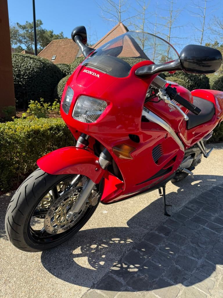 Iconische Honda VFR750RC36II - Rood - amper 6100km, Motos, Occasion, Plus de 35 kW, 4 cylindres, Manuelle