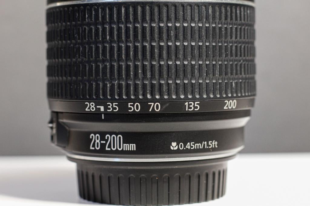 canon ef 28-200 f3.5-5.6 extra vacance 1 seul objectif, Enlèvement, Comme neuf, Zoom