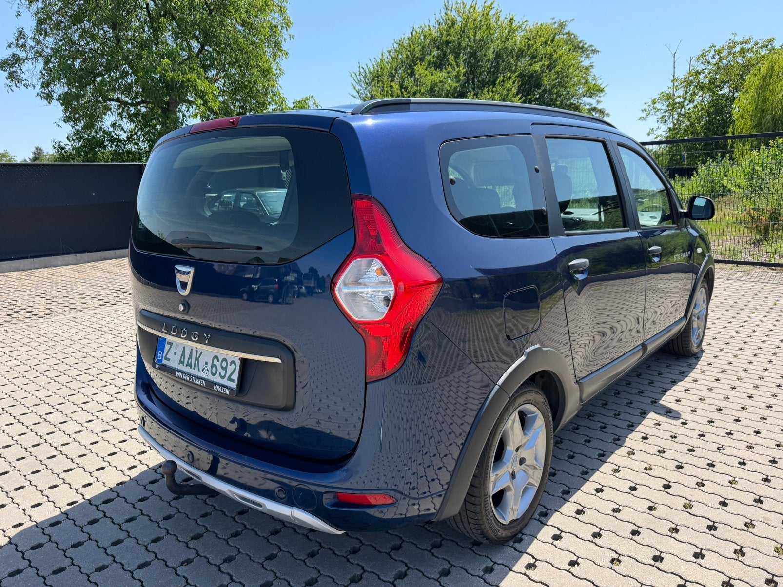 Dacia logan 1.2 benzine 110 pk 2018, Auto's, Euro 6, 5 deurs, Te koop, Lodgy