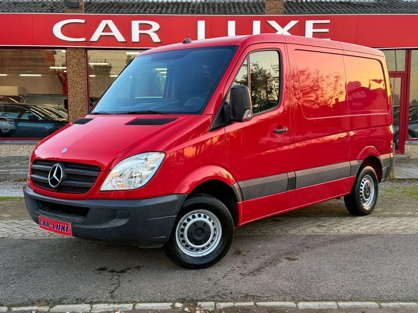 Mercedes-Benz Sprinter, Rouge, Achat, Entreprise, 3 places