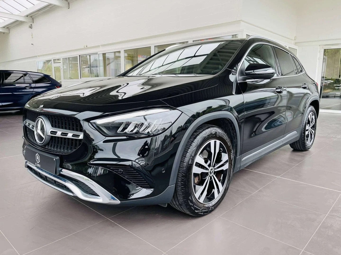 Mercedes-Benz GLA 180 i * GARANTIE + LED + GPS + CUIR + CAME, 100 kW, Achat, https://public.car-pass.be/vhr/1cfba5b0-e180-4327-81dd-d597576c3d88