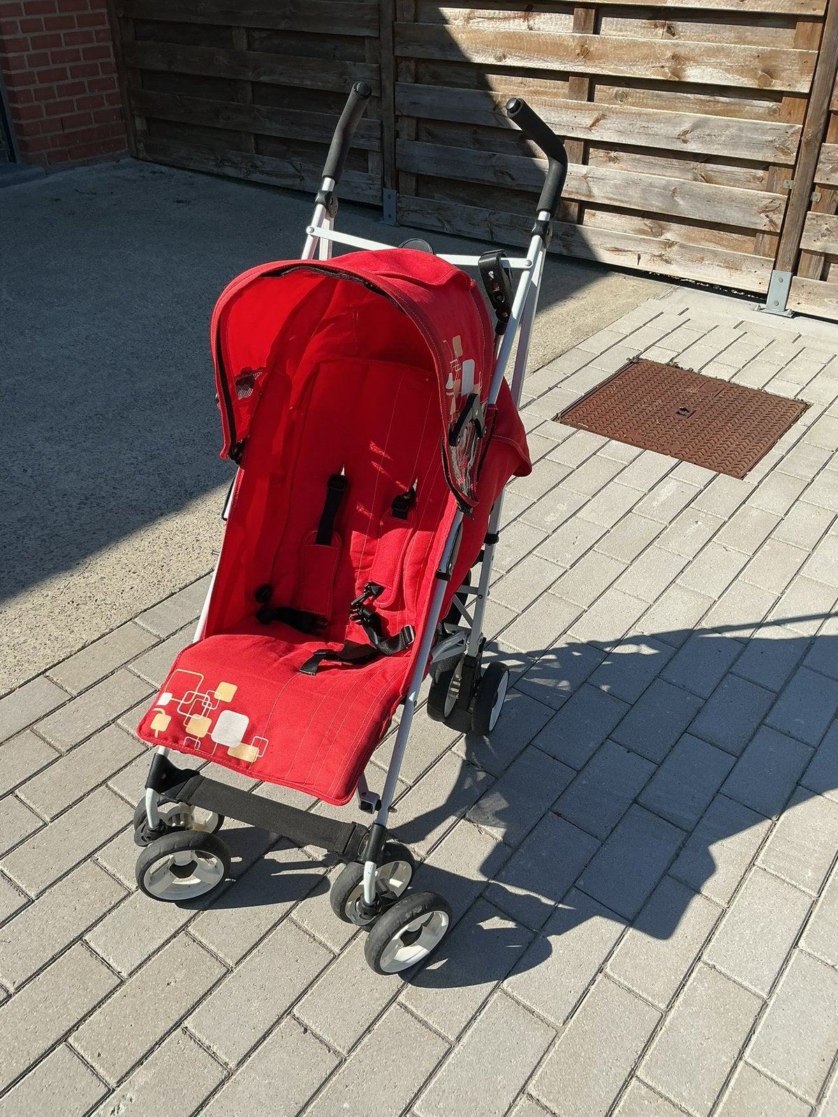 Buggy en bon état, Enlèvement, Utilisé, Autres marques, Protection de pluie