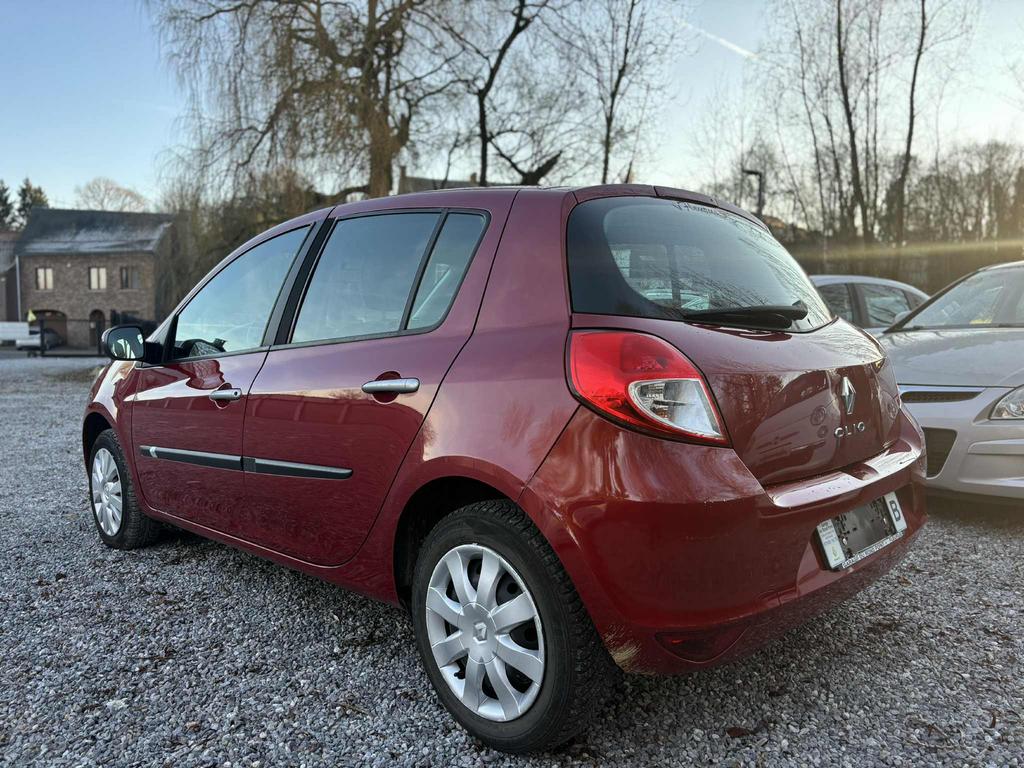 Renault Clio / 2008 / 175.000km / Essence, Entreprise, Boîte manuelle, Air conditionné, Essence