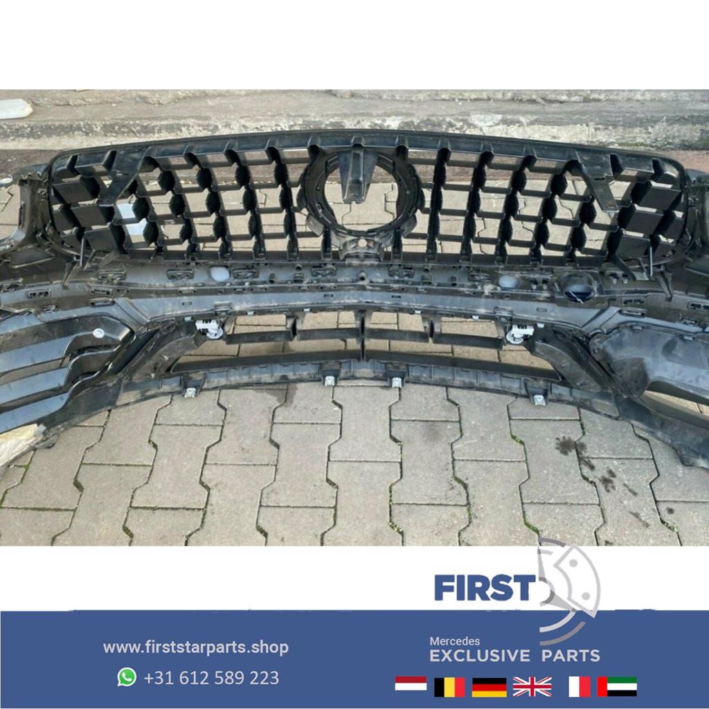 W253 C253 FACELIFT GLC63 AMG VOORBUMPER COMPLEET MAT GRIJS M, Gebruikt, -, Voor, Ophalen of Verzenden