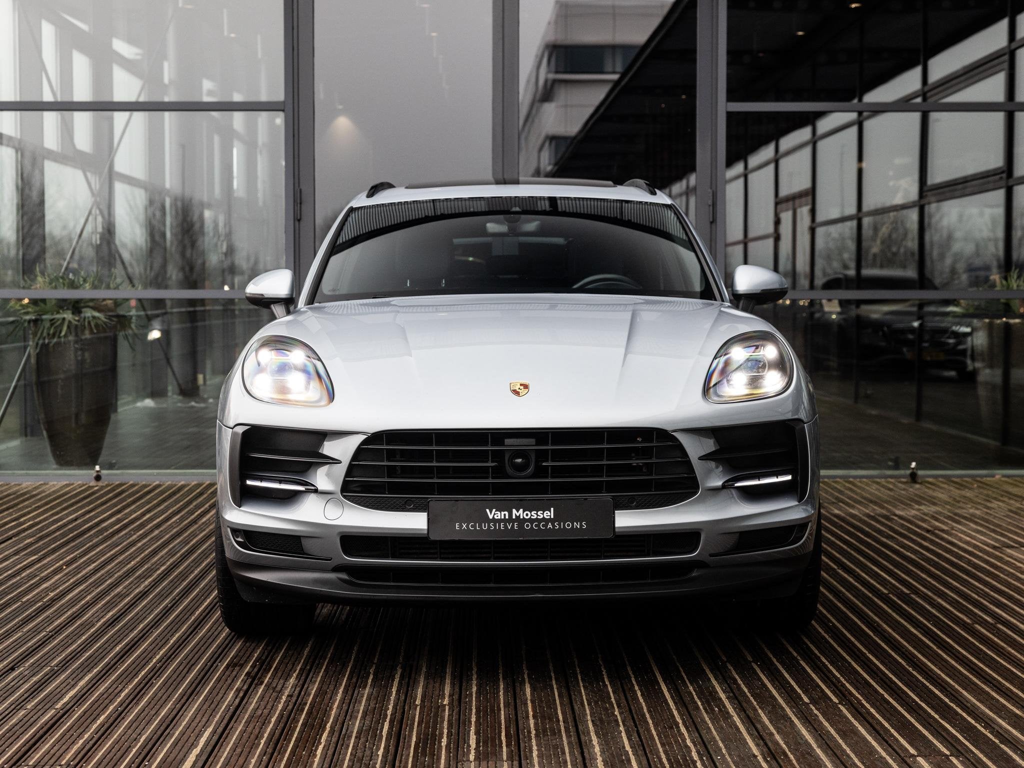Porsche Macan 2.0 (automatique), Autos, Cuir, Argent ou Gris, Achat, Euro 6